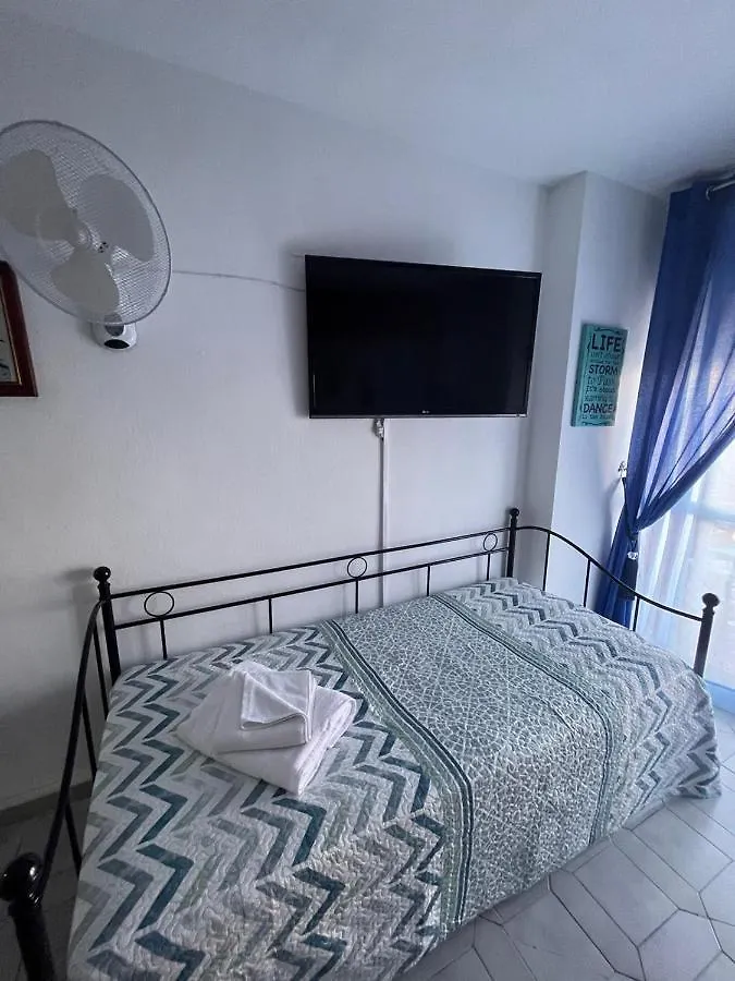 Minerva Holidays Estudio En Benalmadena Apartment