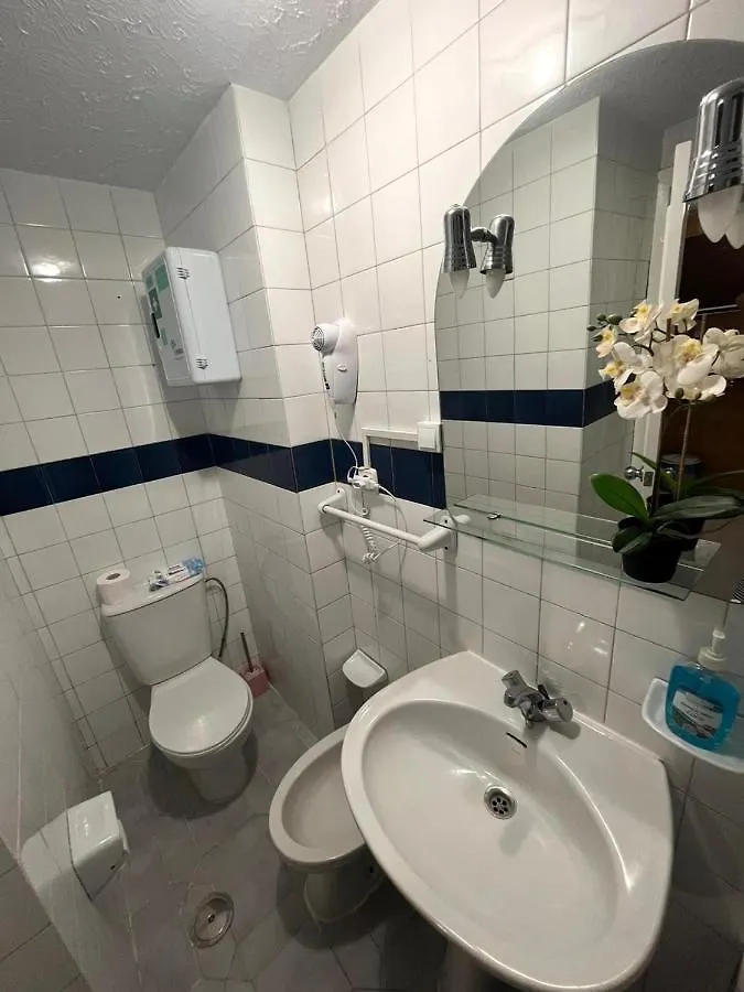 Appartamento Minerva Holidays Estudio En Benalmádena